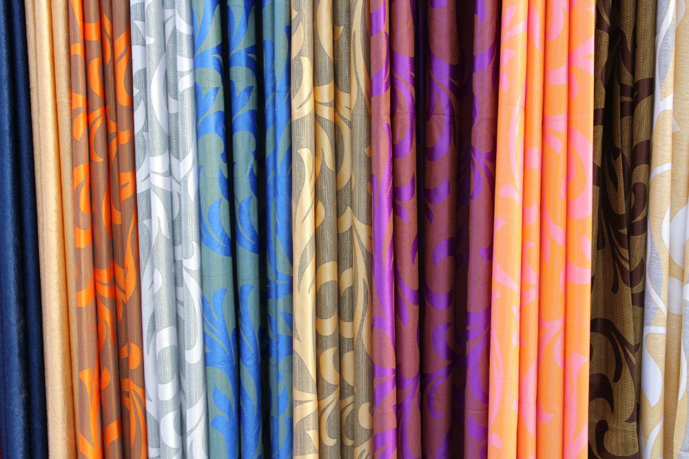 Colour Theory: Choosing the Right Curtain Colours for Your Space